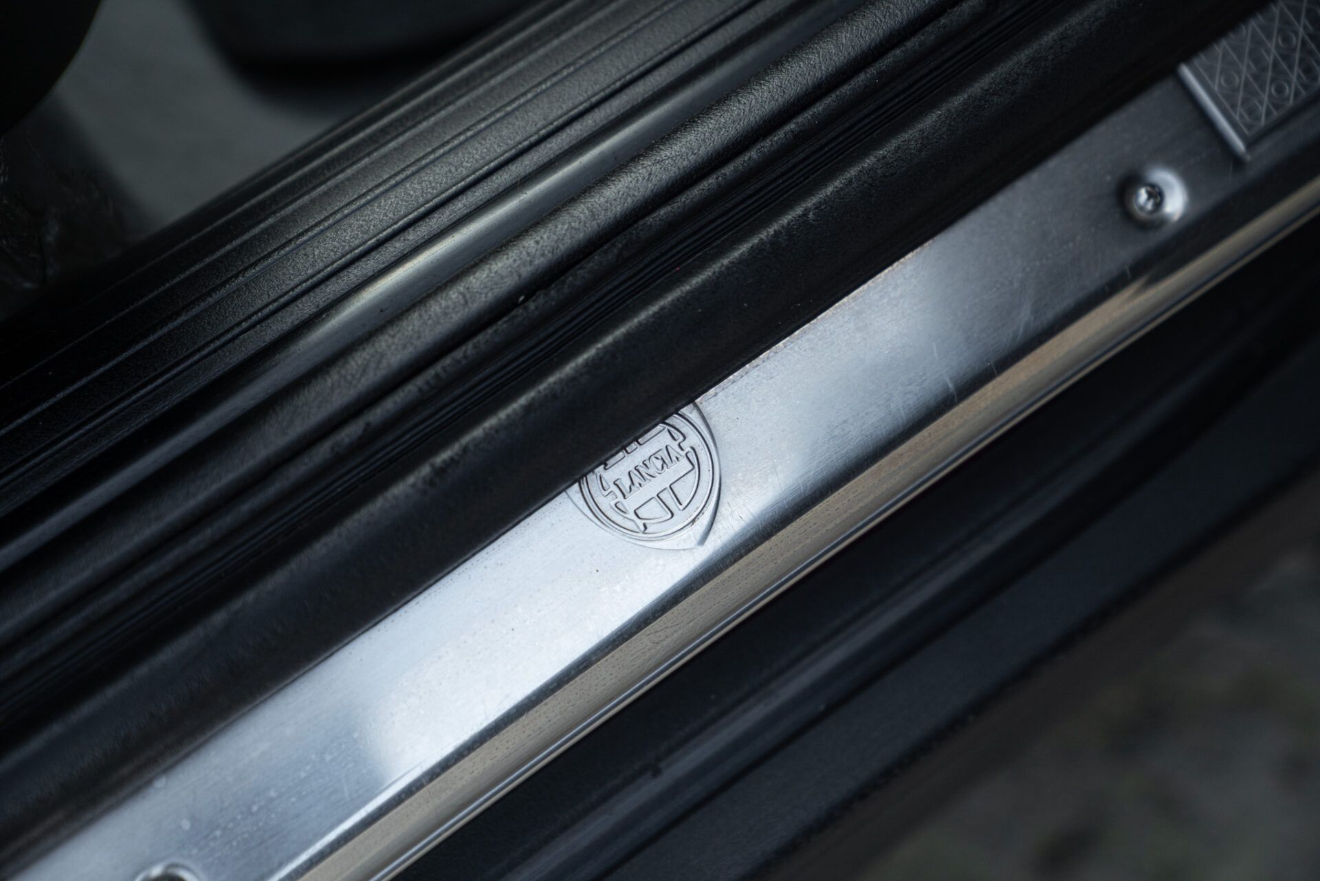 Lancia Thema for sale | 1989 LANCIA THEMA 8.32 - Image 34