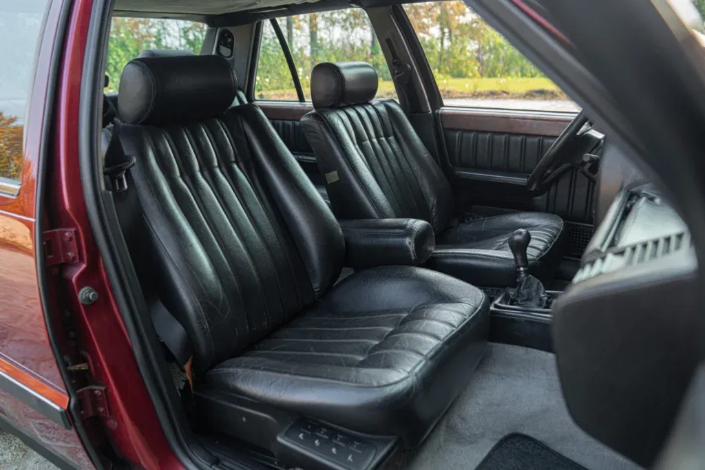 Lancia Thema for sale | 1989 LANCIA THEMA 8.32 - Image 27