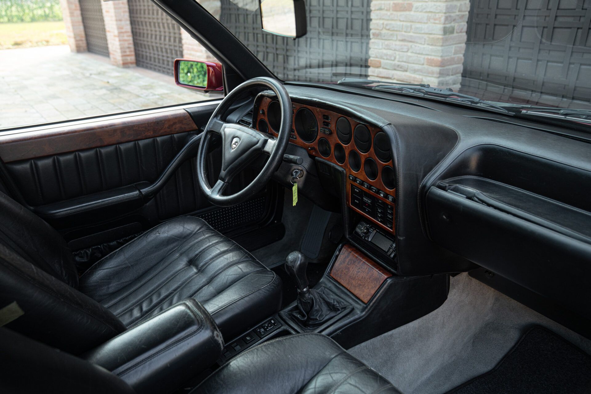 Lancia Thema for sale | 1989 LANCIA THEMA 8.32 - Image 25