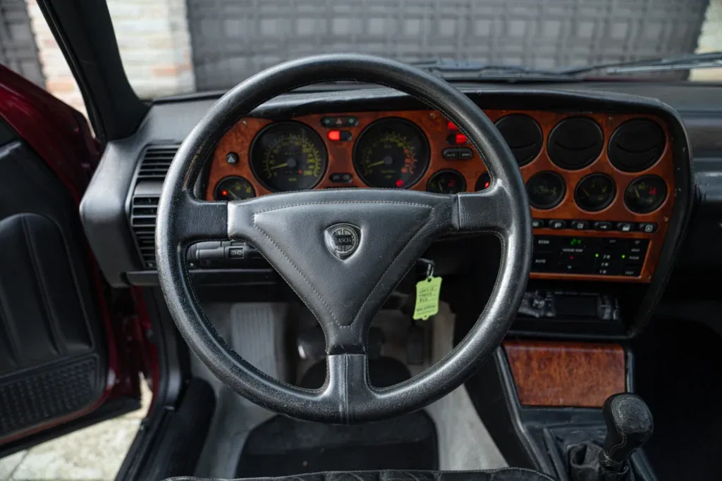 Lancia Thema for sale | 1989 LANCIA THEMA 8.32 - Image 44