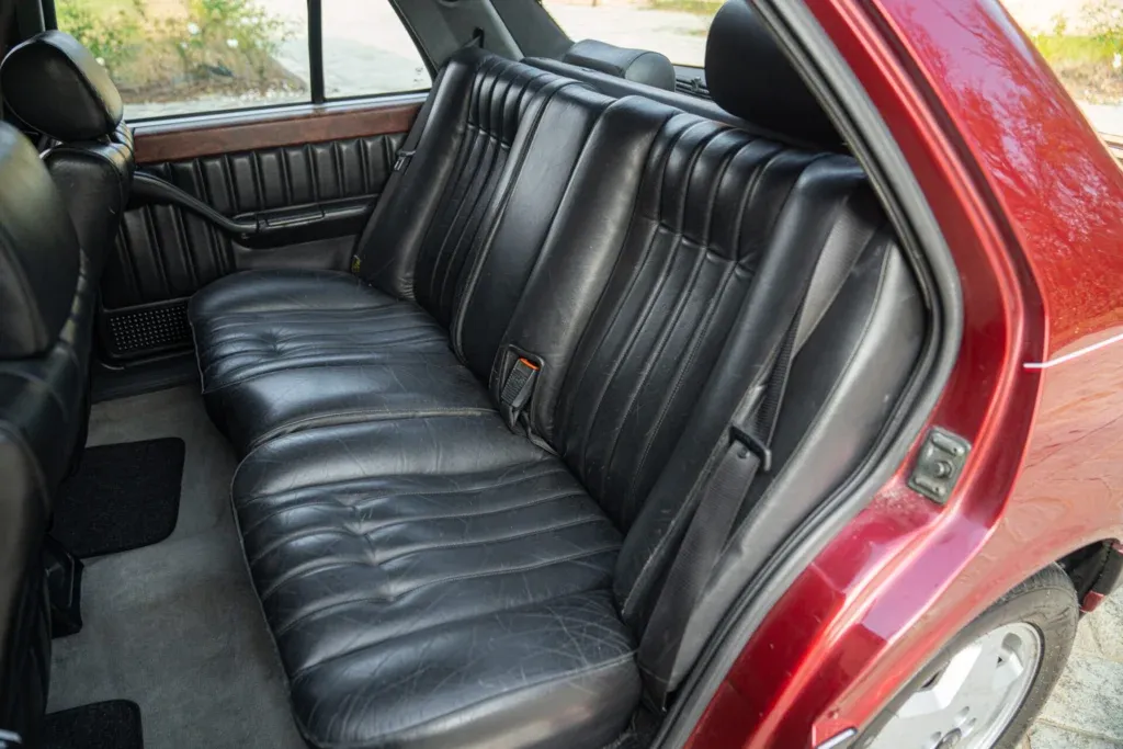 Lancia Thema for sale | 1989 LANCIA THEMA 8.32 - Image 28