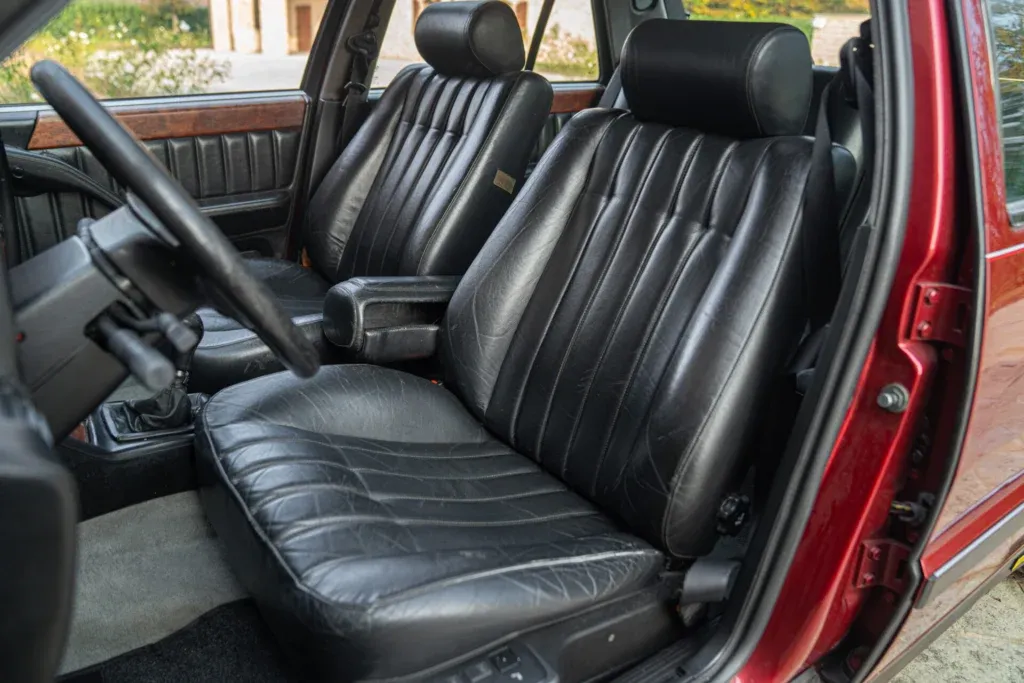 Lancia Thema for sale | 1989 LANCIA THEMA 8.32 - Image 26