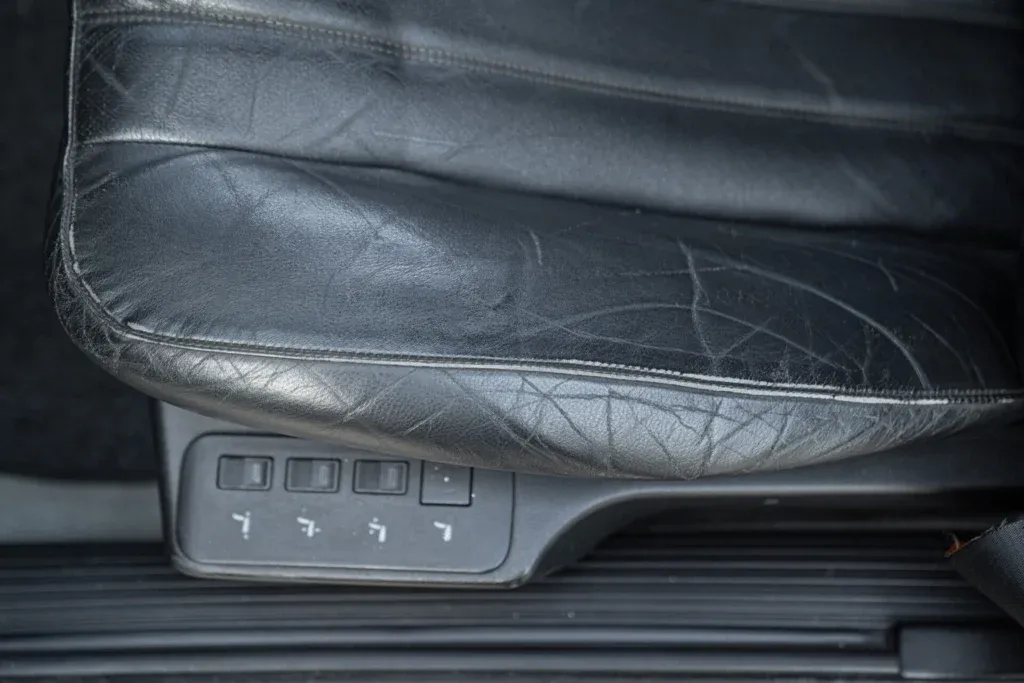 Lancia Thema for sale | 1989 LANCIA THEMA 8.32 - Image 30