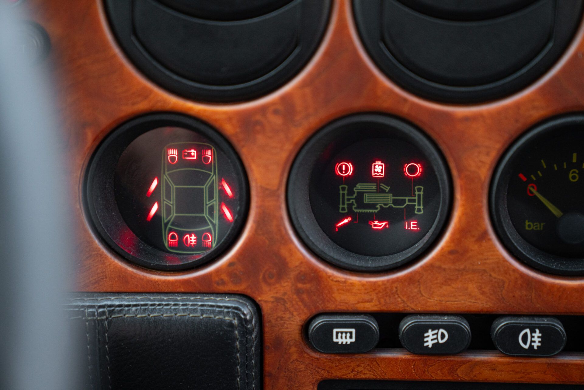 Lancia Thema for sale | 1989 LANCIA THEMA 8.32 - Image 42