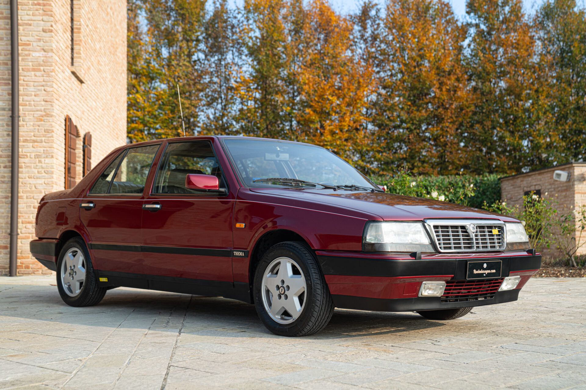 Lancia Thema for sale | 1989 LANCIA THEMA 8.32 - Image 2