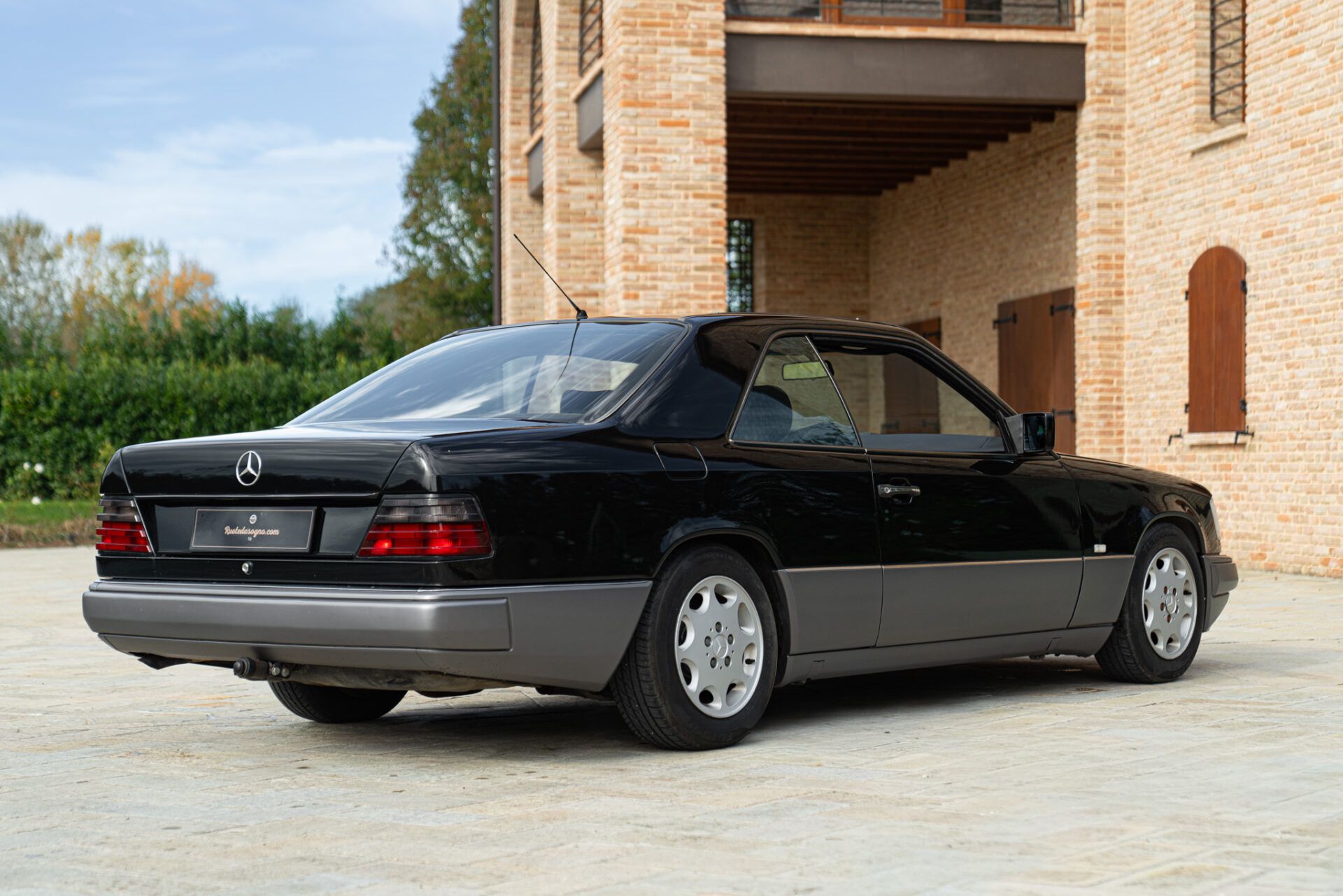 Mercedes-Benz E-Class for sale | 1990 MERCEDES-BENZ CE 200 COUPE’ - Image 7