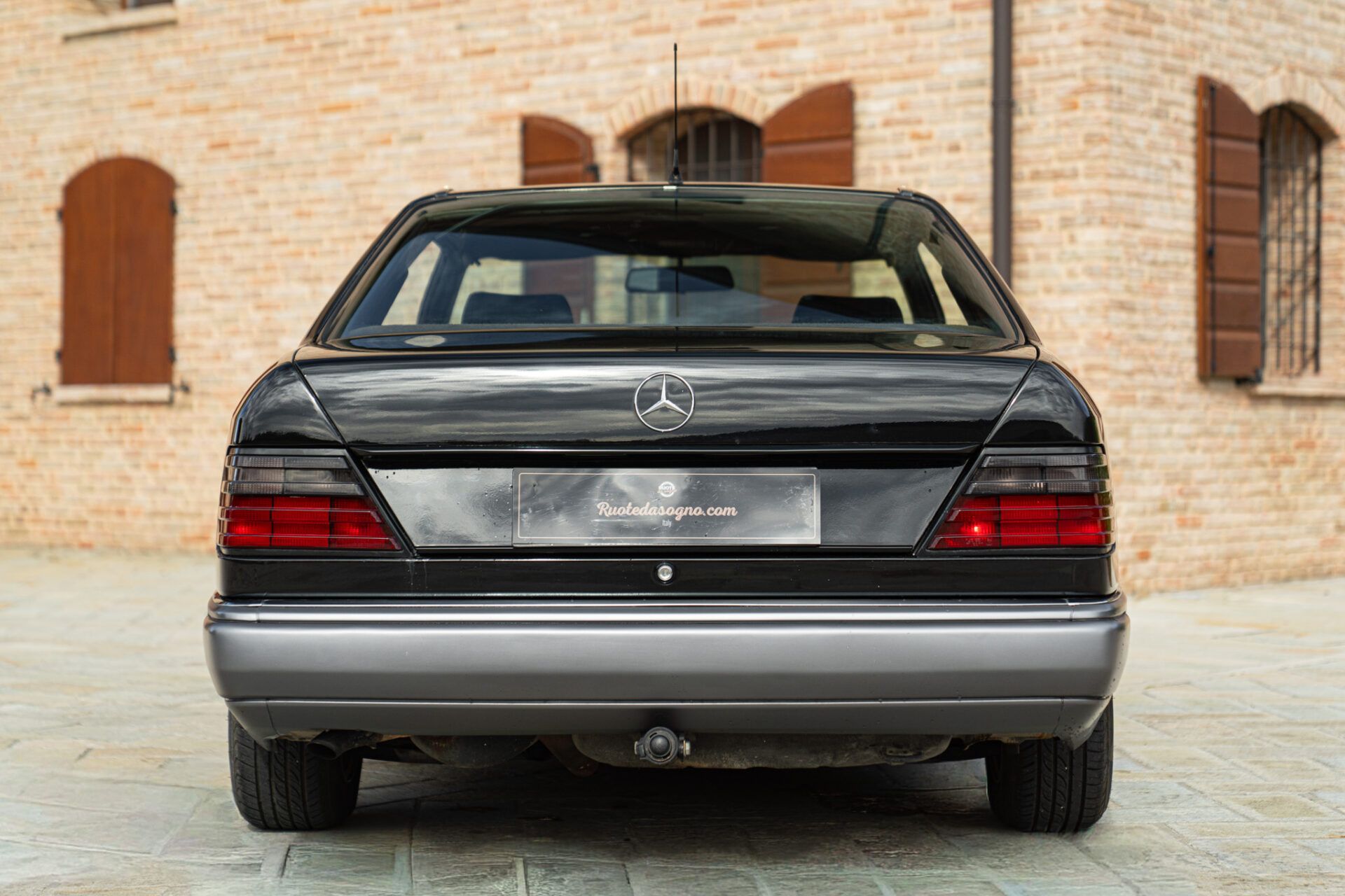 Mercedes-Benz E-Class for sale | 1990 MERCEDES-BENZ CE 200 COUPE’ - Image 8