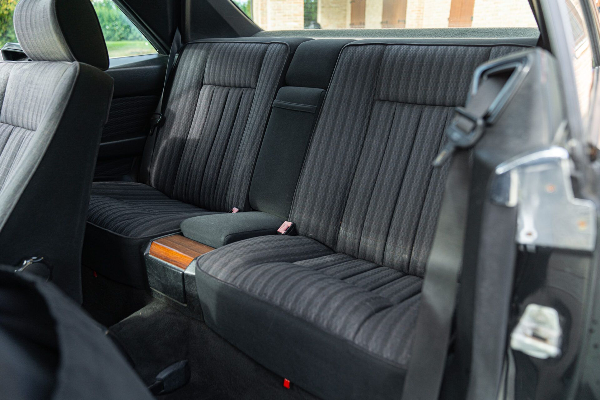 Mercedes-Benz E-Class for sale | 1990 MERCEDES-BENZ CE 200 COUPE’ - Image 27