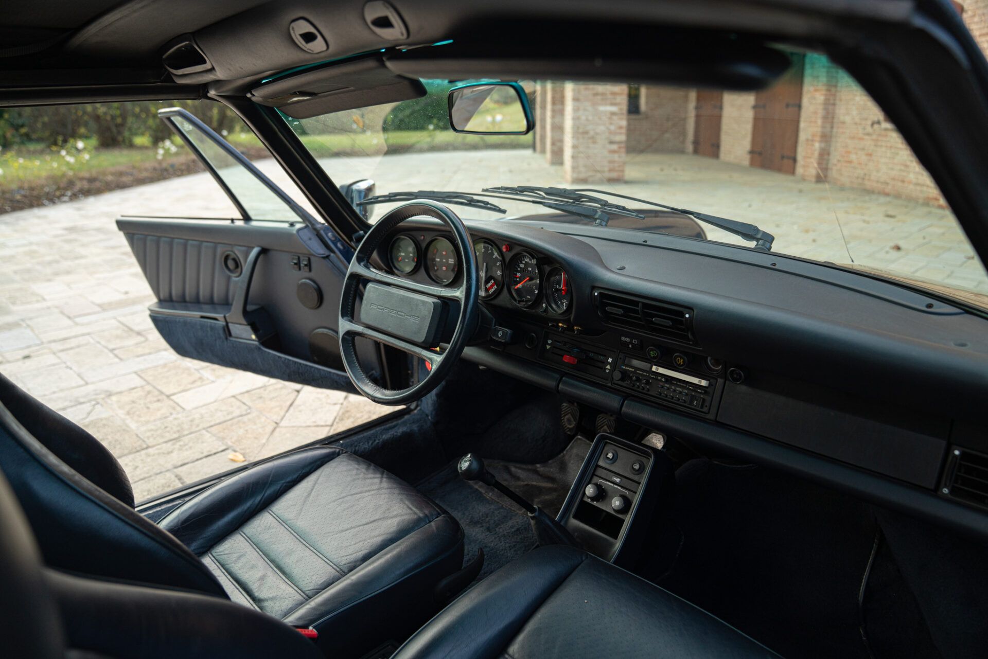 Porsche 911 for sale | 1989 PORSCHE 911 CARRERA 3.2 G50 CABRIOLET - Image 25