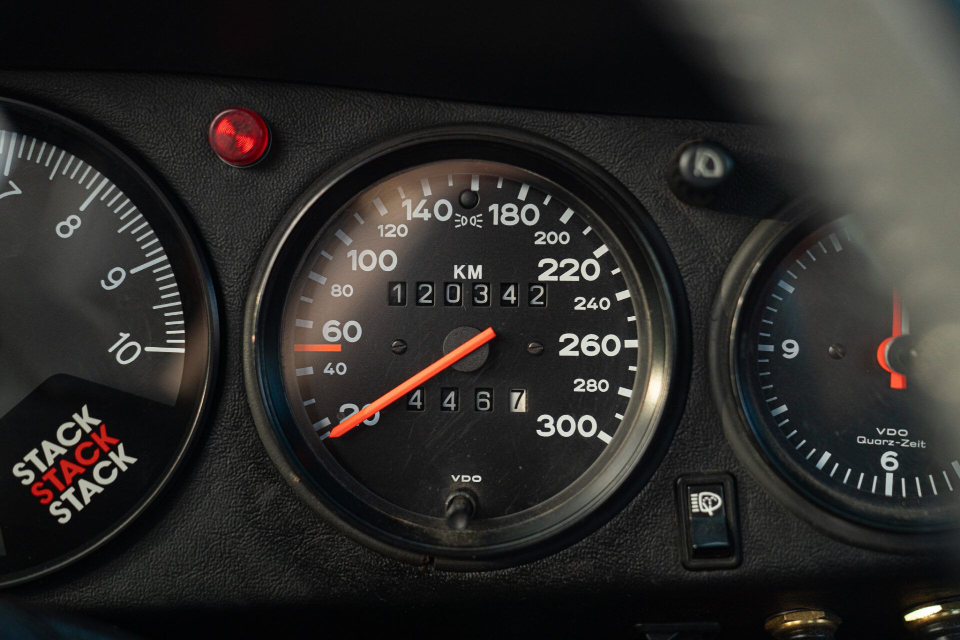 Porsche 911 for sale | 1989 PORSCHE 911 CARRERA 3.2 G50 CABRIOLET - Image 44