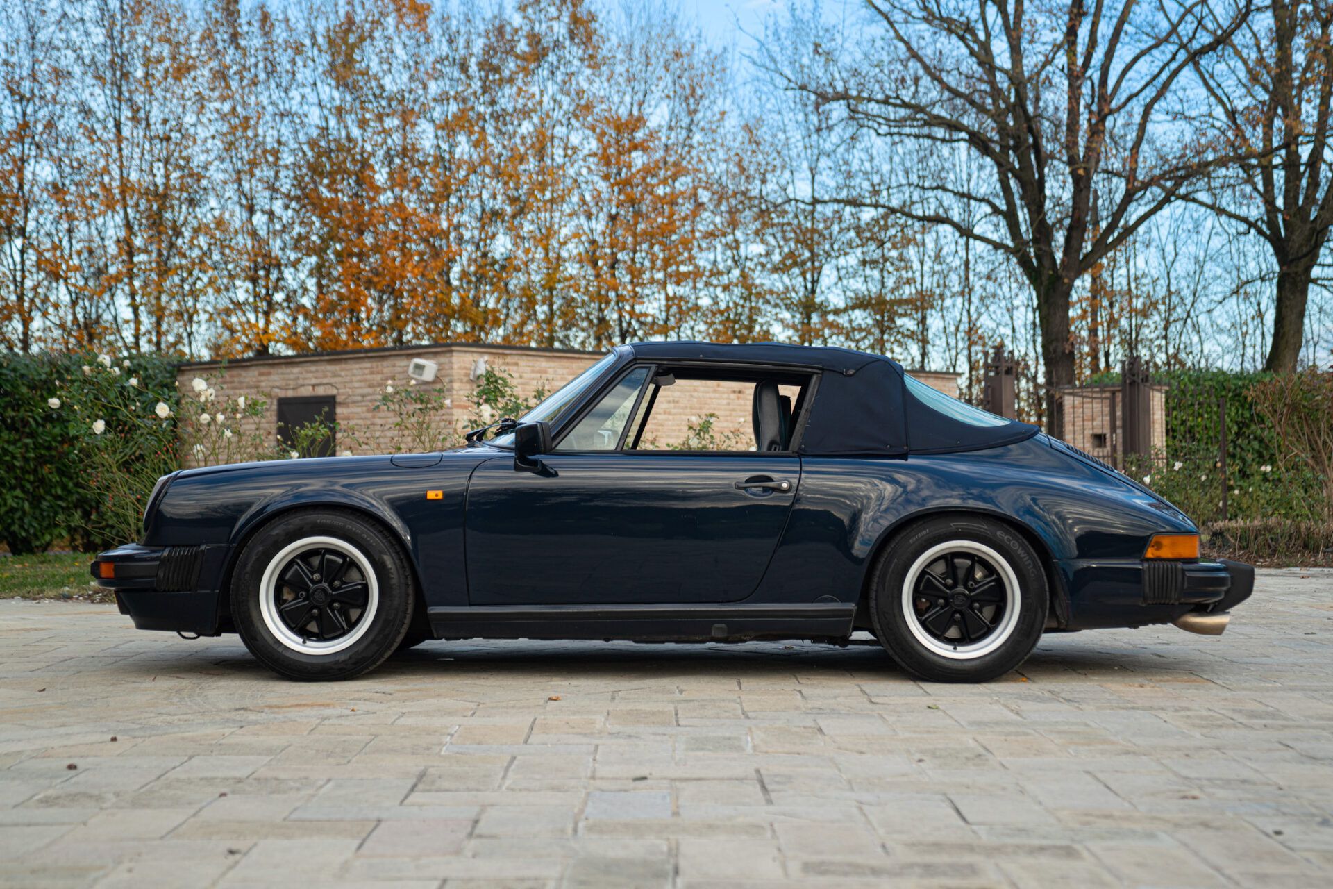 Porsche 911 for sale | 1989 PORSCHE 911 CARRERA 3.2 G50 CABRIOLET - Image 5