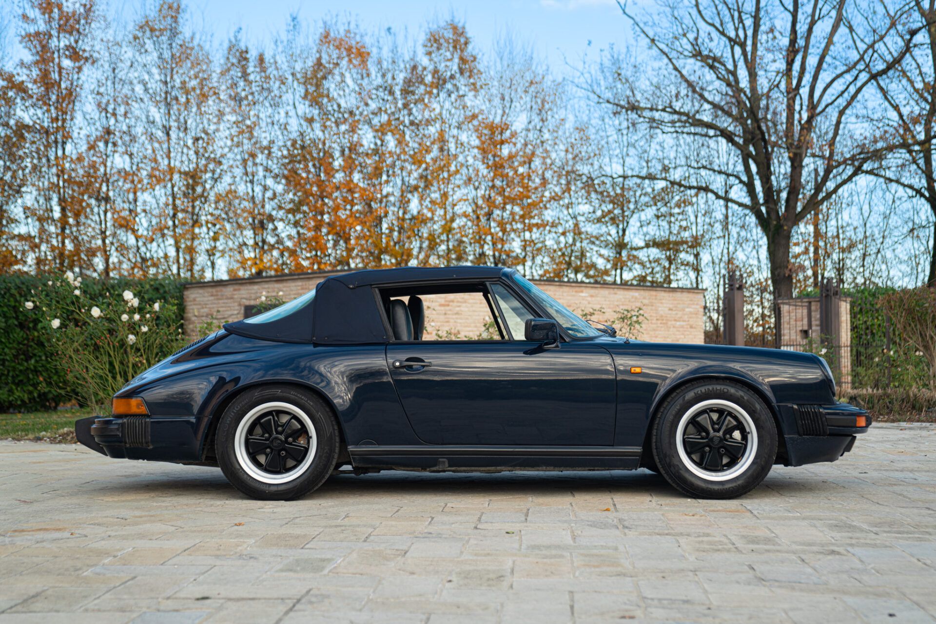 Porsche 911 for sale | 1989 PORSCHE 911 CARRERA 3.2 G50 CABRIOLET - Image 4