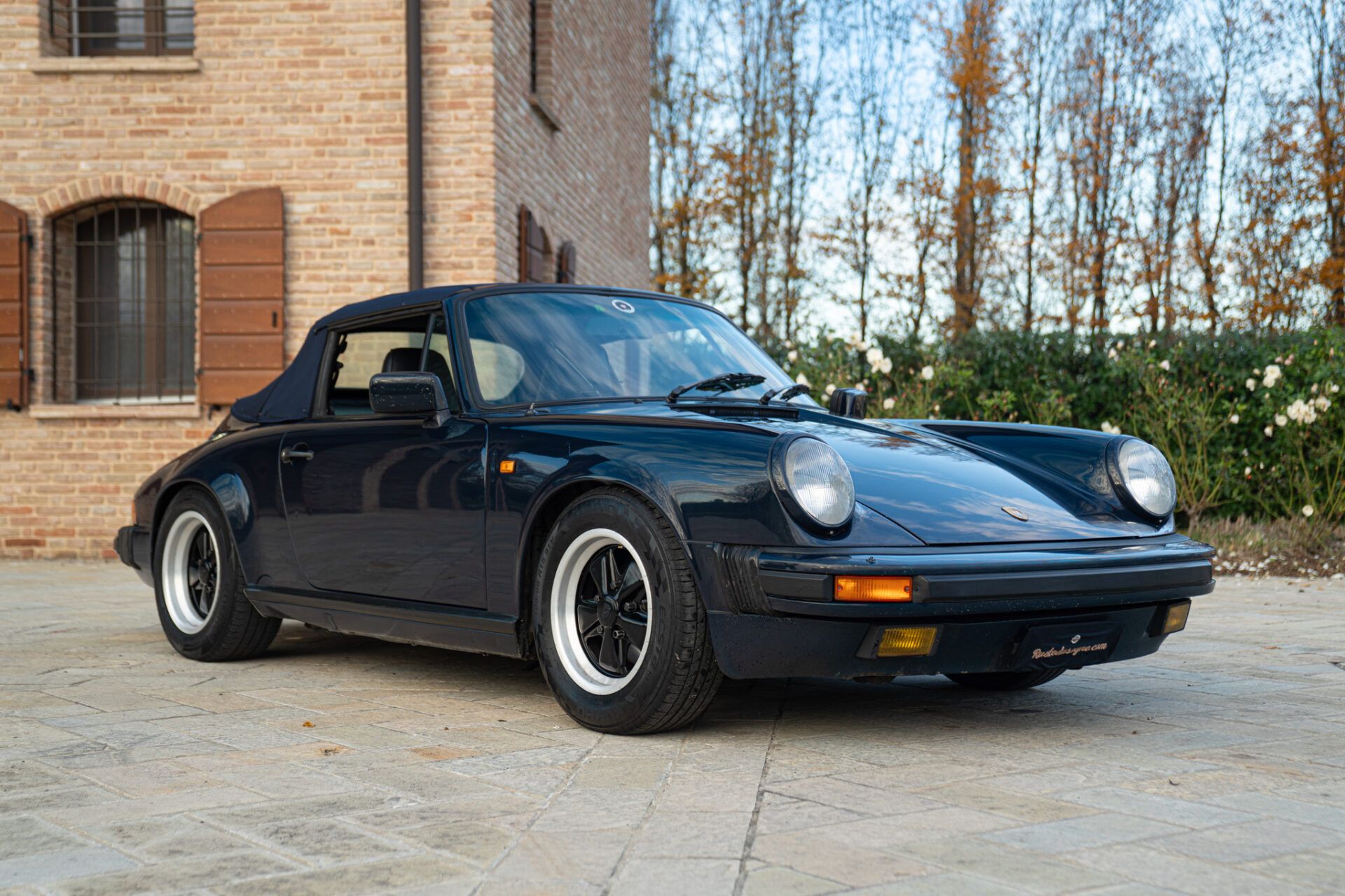 Porsche 911 for sale | 1989 PORSCHE 911 CARRERA 3.2 G50 CABRIOLET - Image 2