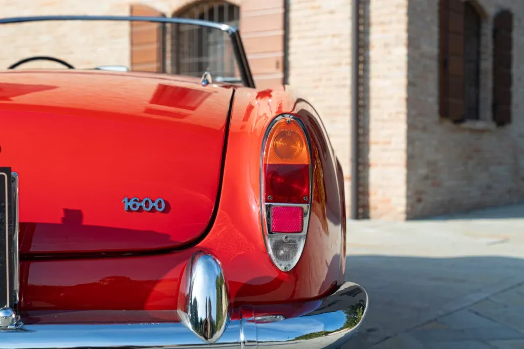 Alfa Romeo Giulia Spider for sale | 1964 Alfa Romeo Giulia Spider - Image 13