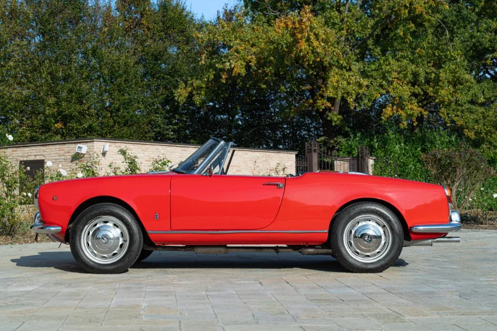 Alfa Romeo Giulia Spider for sale | 1964 Alfa Romeo Giulia Spider - Image 9