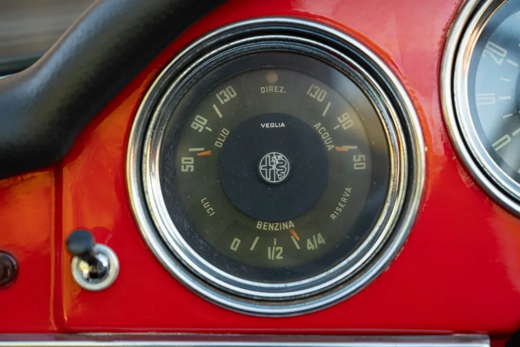 Alfa Romeo Giulia Spider for sale | 1964 Alfa Romeo Giulia Spider - Image 52