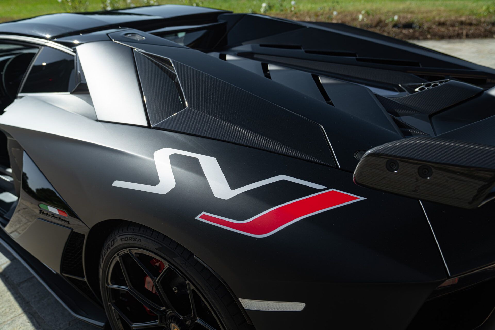 Lamborghini Aventador for sale | 2021 LAMBORGHINI AVENTADOR SVJ ROADSTER - Image 13