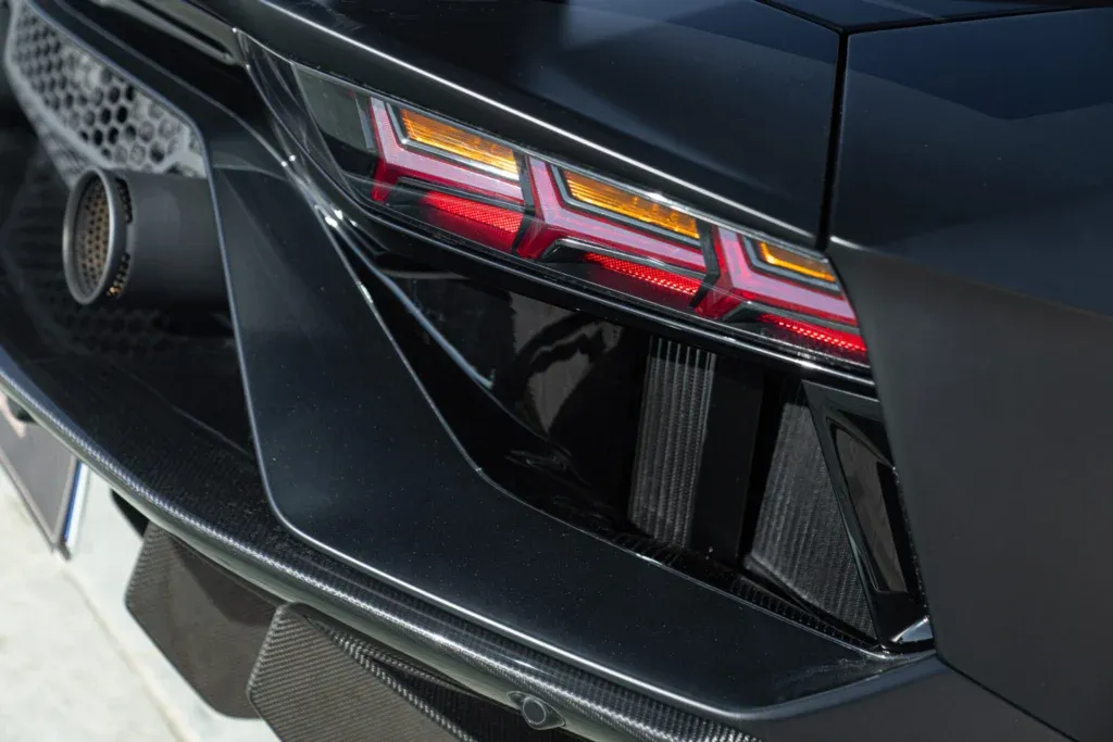 Lamborghini Aventador for sale | 2021 LAMBORGHINI AVENTADOR SVJ ROADSTER - Image 16