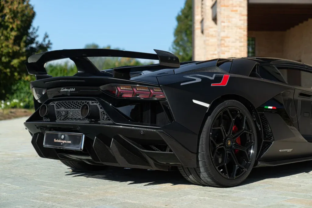 Lamborghini Aventador for sale | 2021 LAMBORGHINI AVENTADOR SVJ ROADSTER - Image 11