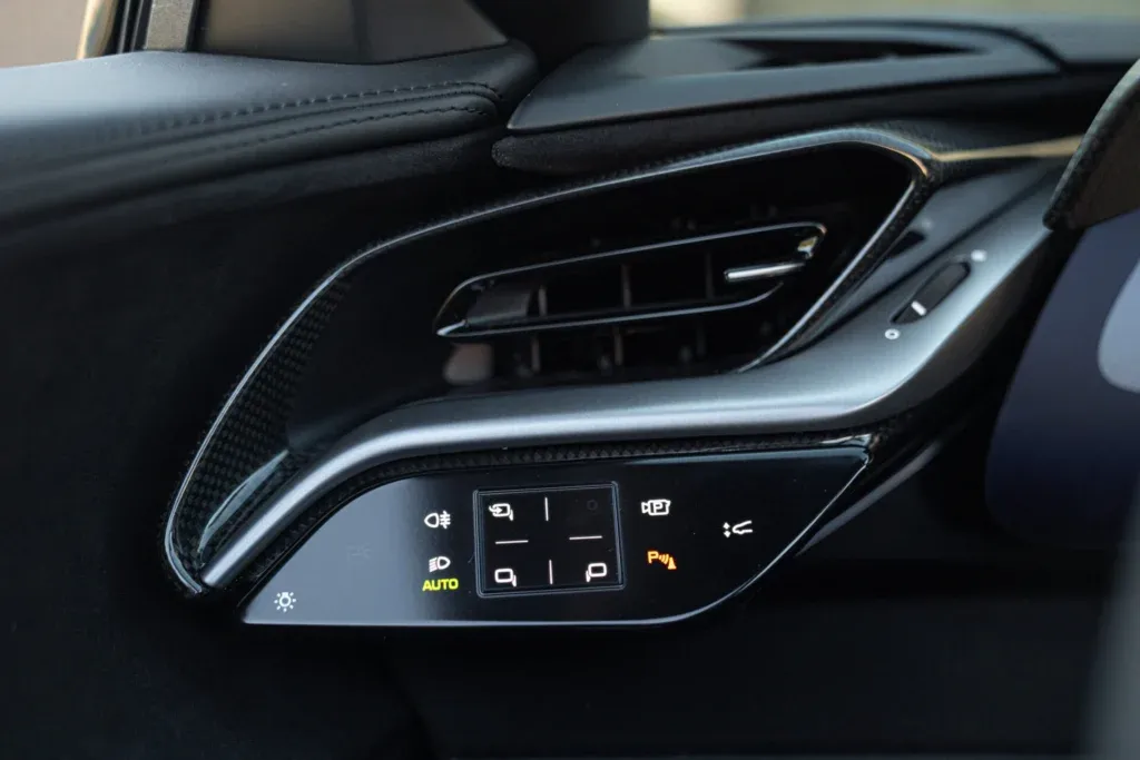 Ferrari SF90 for sale | 2022 FERRARI SF 90 SPIDER - Image 50