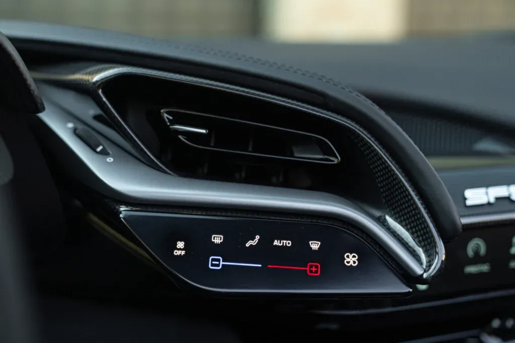 Ferrari SF90 for sale | 2022 FERRARI SF 90 SPIDER - Image 54