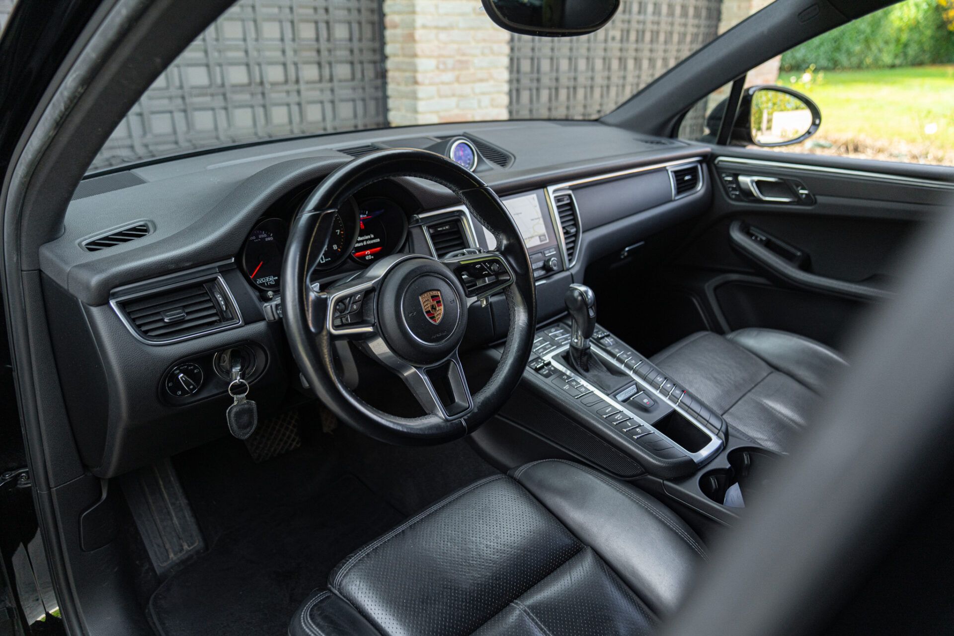 Porsche Macan for sale | 2016 PORSCHE MACAN - Image 32