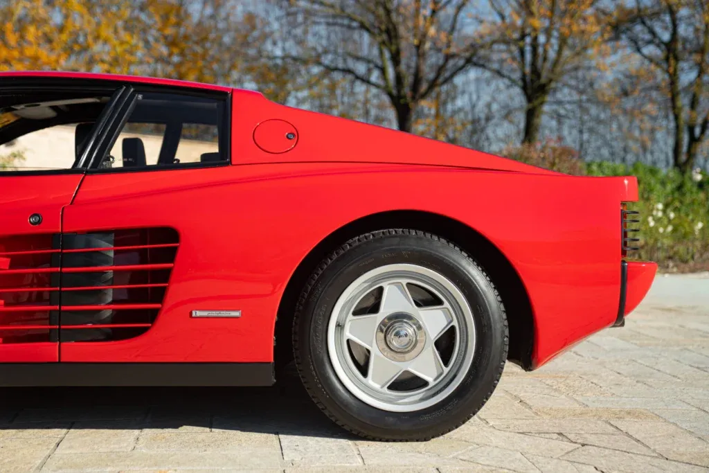 Ferrari Testarossa for sale | 1985 FERRARI TESTAROSSA MONOSPECCHIO – MONODADO - Image 26