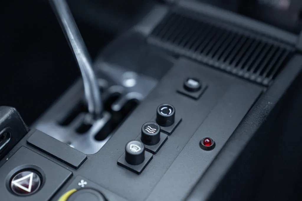 Ferrari Testarossa for sale | 1985 FERRARI TESTAROSSA MONOSPECCHIO – MONODADO - Image 45