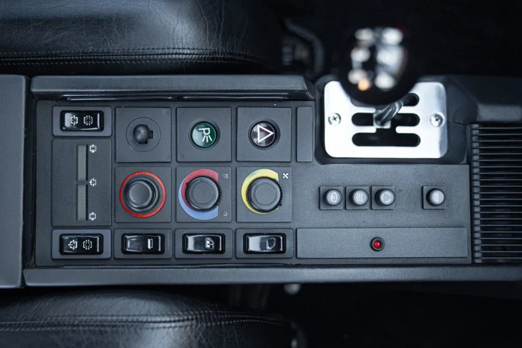 Ferrari Testarossa for sale | 1985 FERRARI TESTAROSSA MONOSPECCHIO – MONODADO - Image 44