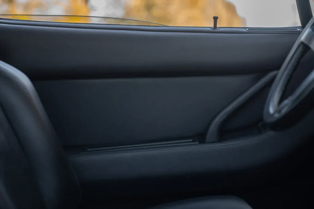 Ferrari Testarossa for sale | 1985 FERRARI TESTAROSSA MONOSPECCHIO – MONODADO - Image 38