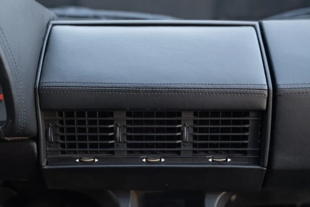 Ferrari Testarossa for sale | 1985 FERRARI TESTAROSSA MONOSPECCHIO – MONODADO - Image 48