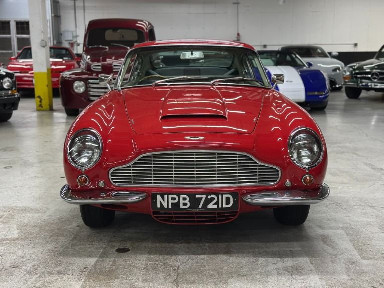Aston Martin DB6 for sale | 1966 Aston Martin DB6 Vantage Coupe - Image 2