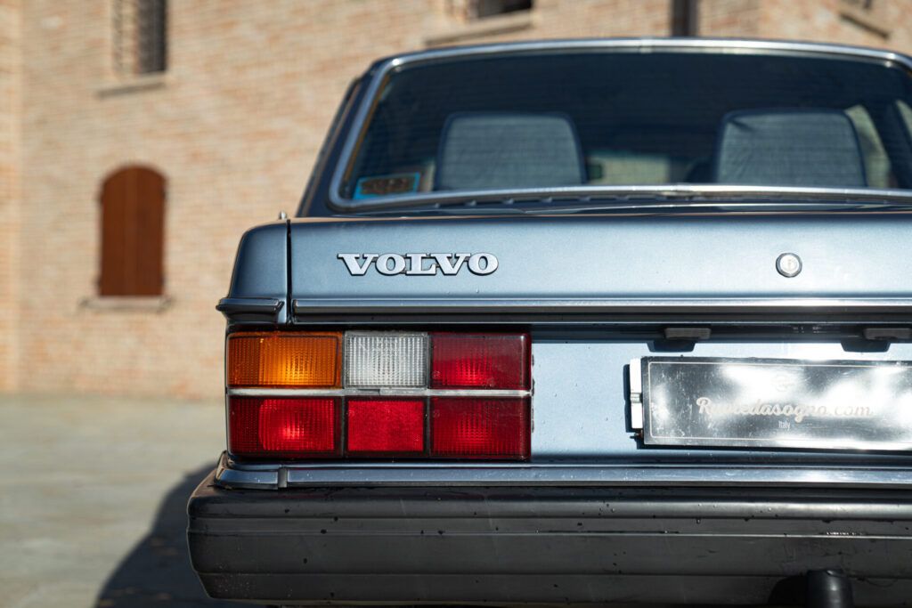 Volvo 244 for sale | 1984 VOLVO 244 GL 2.3L - Image 16