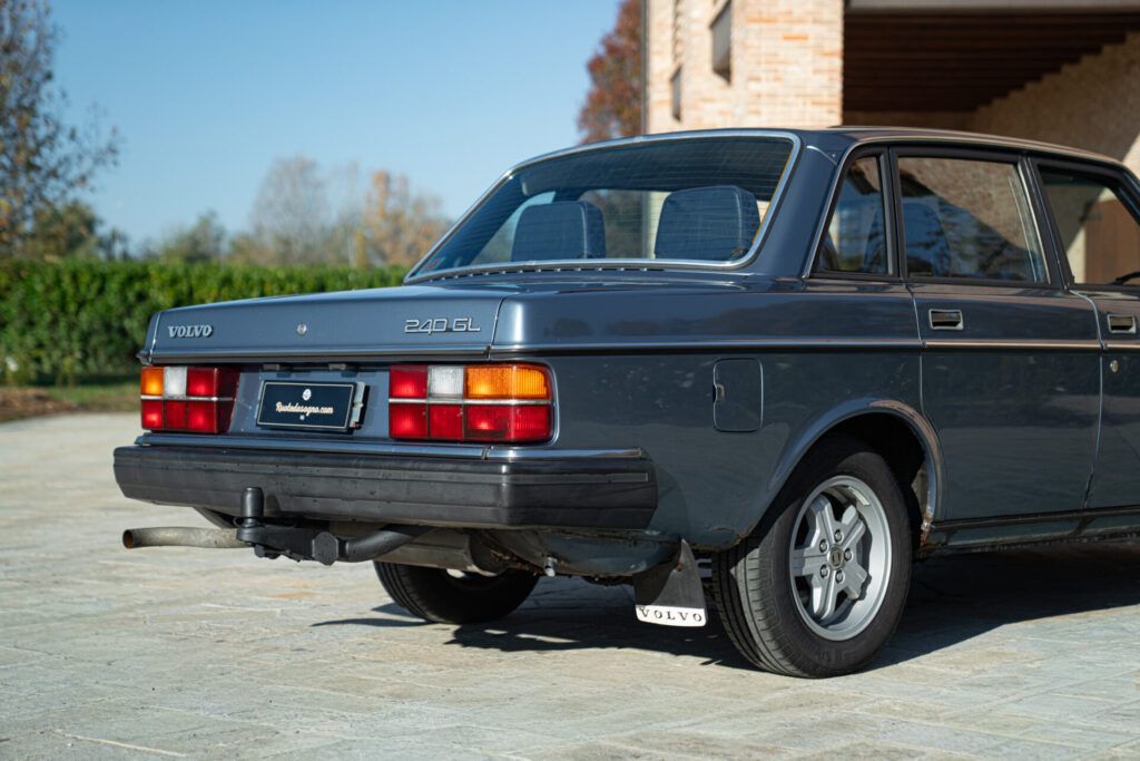 Volvo 244 for sale | 1984 VOLVO 244 GL 2.3L - Image 22
