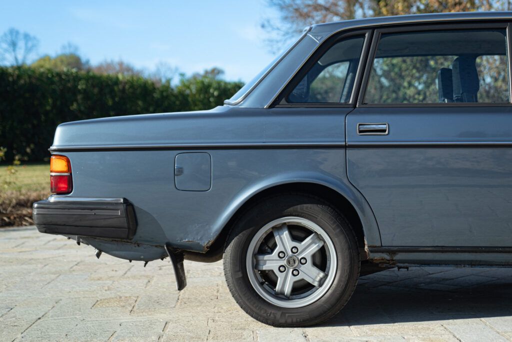 Volvo 244 for sale | 1984 VOLVO 244 GL 2.3L - Image 19
