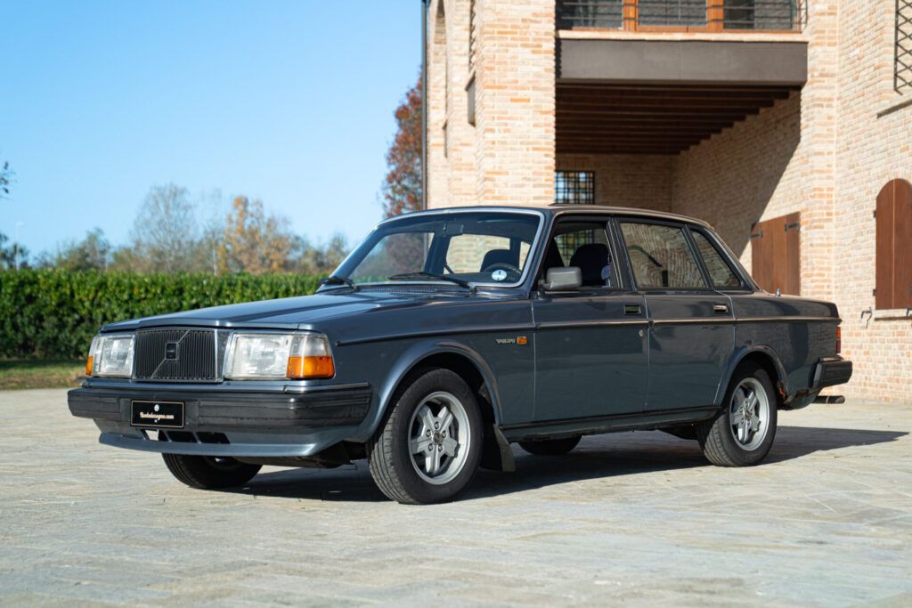 Volvo 244 for sale | 1984 VOLVO 244 GL 2.3L - Image 2