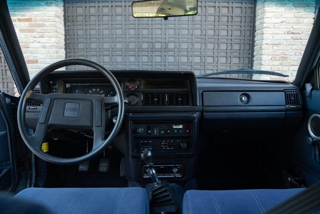 Volvo 244 for sale | 1984 VOLVO 244 GL 2.3L - Image 38