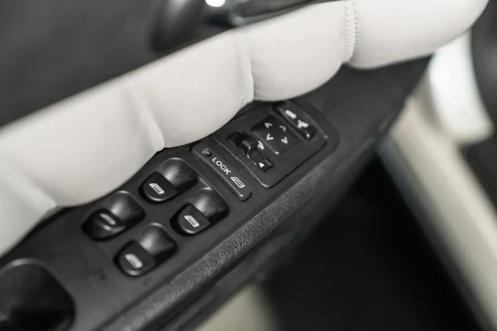 Alfa Romeo 166 for sale | 1999 Alfa Romeo 166 3.0 V6 24V - Image 33