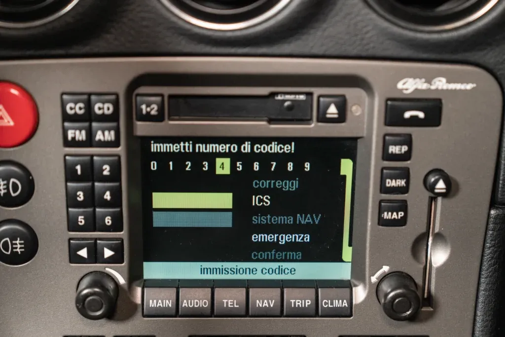 Alfa Romeo 166 for sale | 1999 Alfa Romeo 166 3.0 V6 24V - Image 34