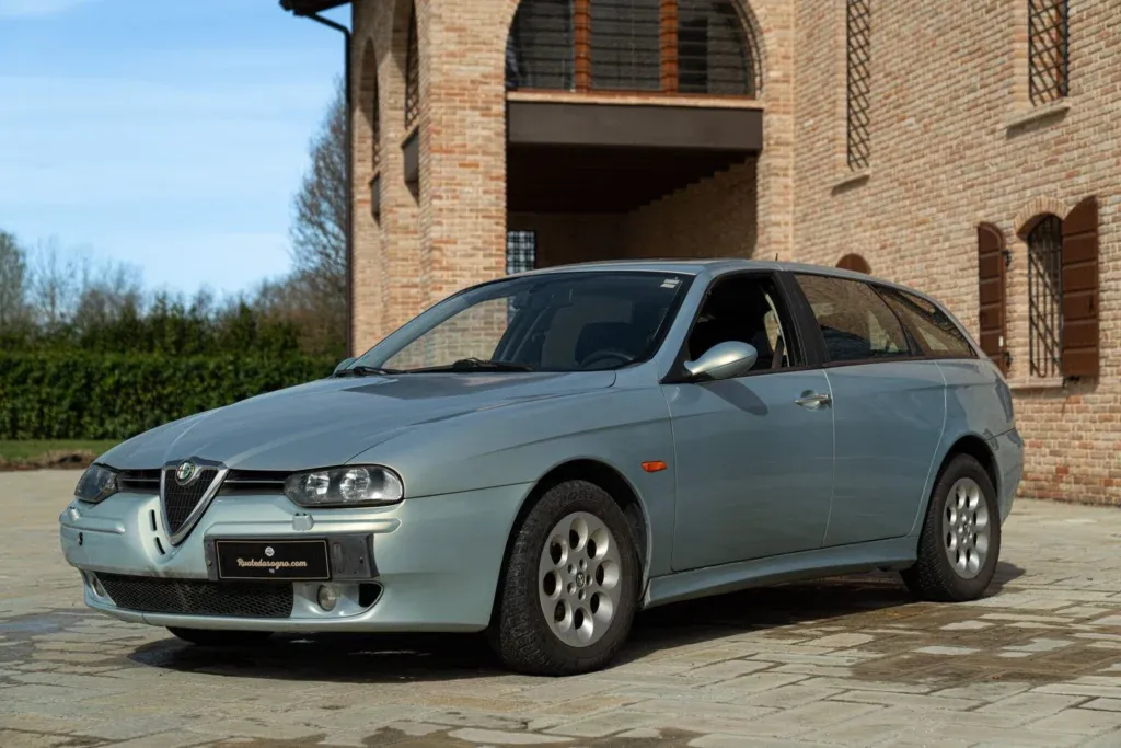 Alfa Romeo 156 for sale | 2002 ALFA ROMEO 156 JTS 16V SELESPEED DISTINCTIVE