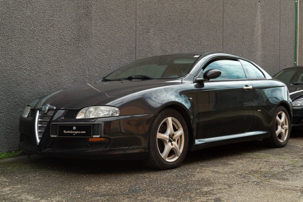 Alfa Romeo GT for sale | 2005 ALFA ROMEO GT COUPE JTS 'DISTINCTIVE EDITION'