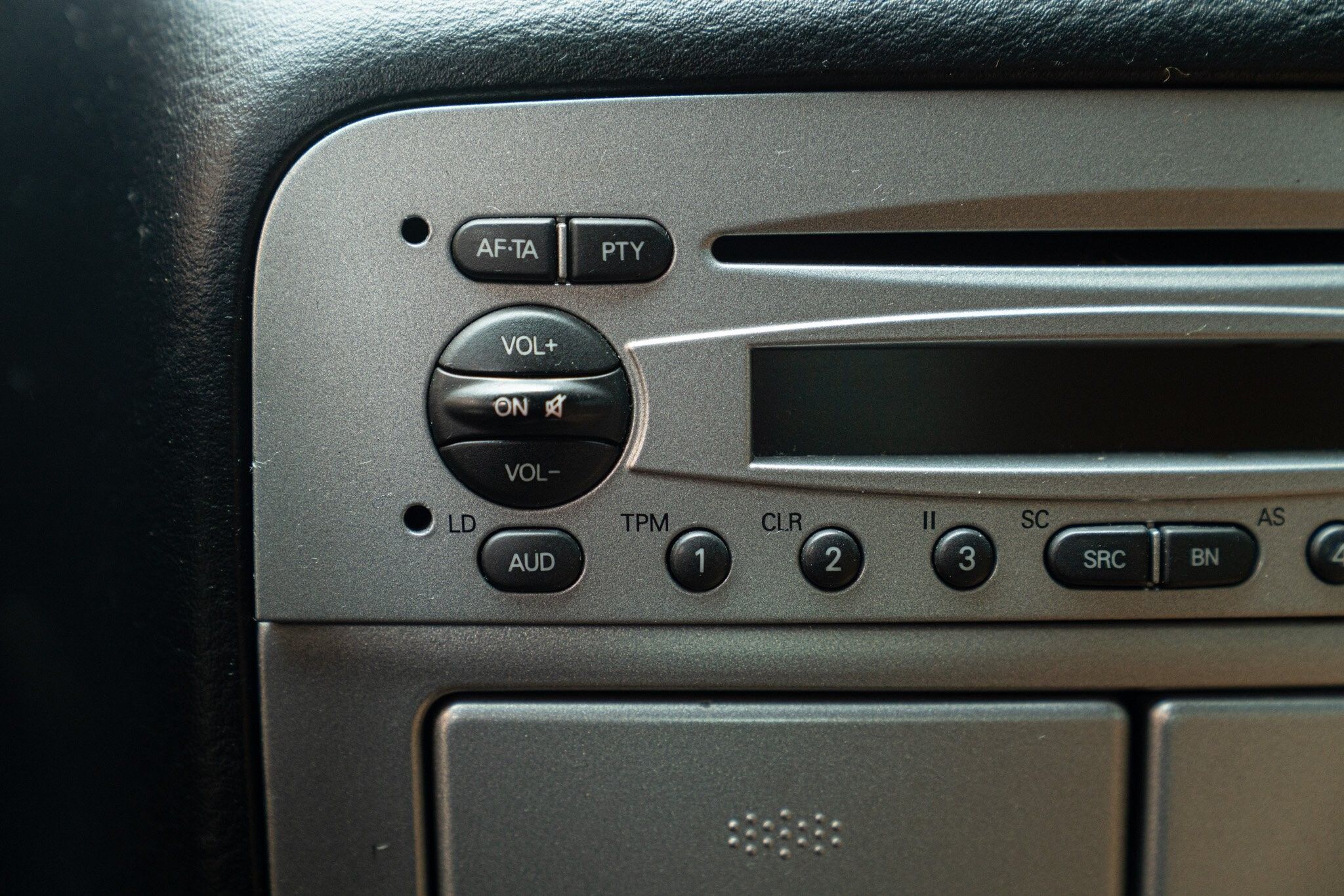 Alfa Romeo GT for sale | 2005 ALFA ROMEO GT COUPE’ JTS “DISTINCTIVE EDITION” - Image 31