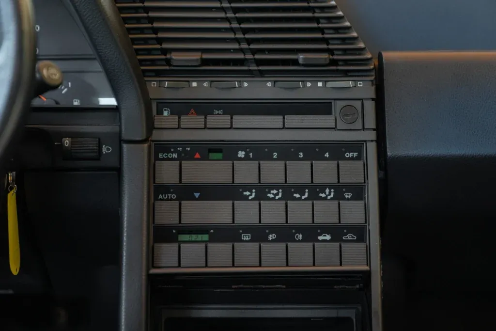 Alfa Romeo 164 for sale | 1992 ALFA ROMEO 164 TURBO - Image 33