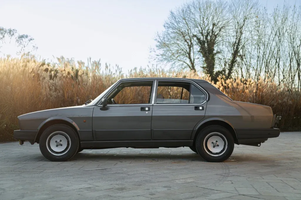 Alfa Romeo Alfetta (Berlina) for sale | 1984 ALFA ROMEO ALFETTA INIEZIONE QUADRIFOGLIO ORO - Image 5