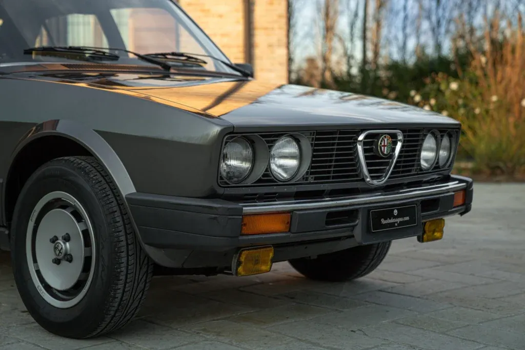 Alfa Romeo Alfetta (Berlina) for sale | 1984 ALFA ROMEO ALFETTA INIEZIONE QUADRIFOGLIO ORO - Image 25