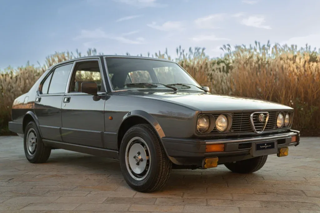 Alfa Romeo Alfetta (Berlina) for sale | 1984 ALFA ROMEO ALFETTA INIEZIONE QUADRIFOGLIO ORO - Image 10