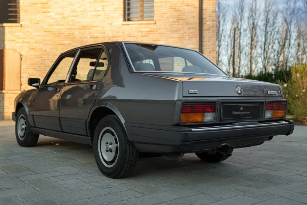 Alfa Romeo Alfetta (Berlina) for sale | 1984 ALFA ROMEO ALFETTA INIEZIONE QUADRIFOGLIO ORO - Image 15