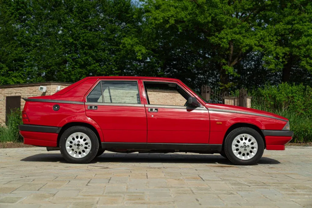 Alfa Romeo 75 / Milano for sale | 1991 ALFA ROMEO 75 - Image 5