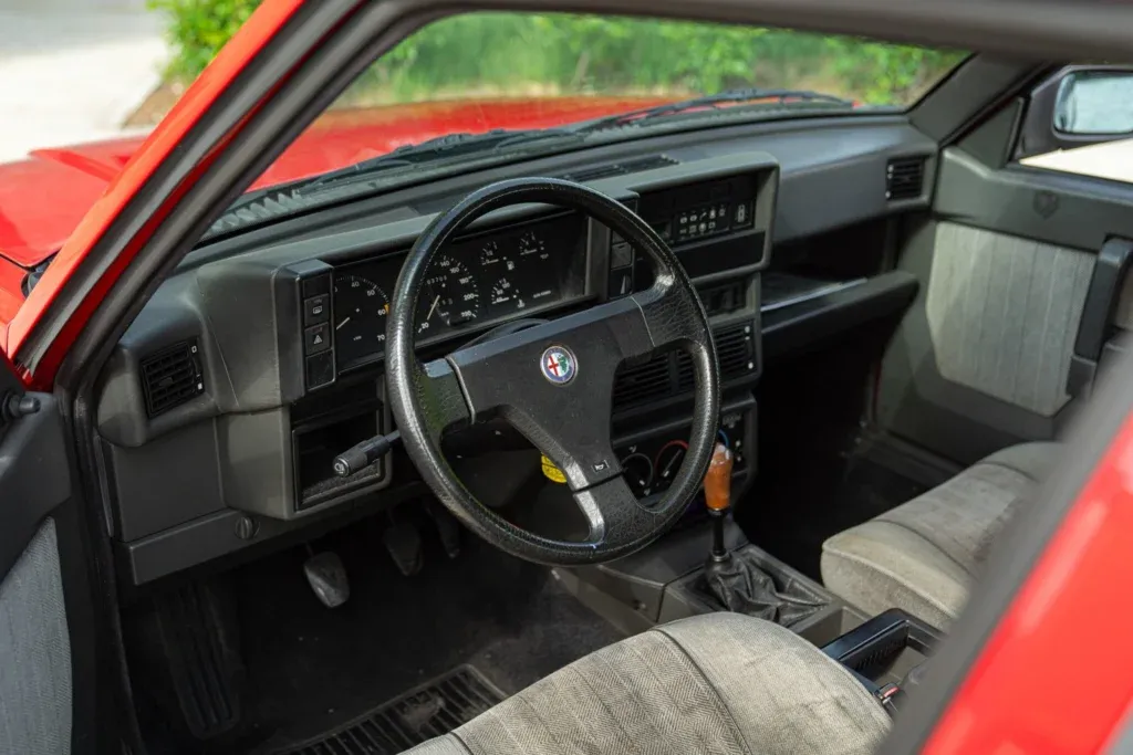 Alfa Romeo 75 / Milano for sale | 1991 ALFA ROMEO 75 - Image 28