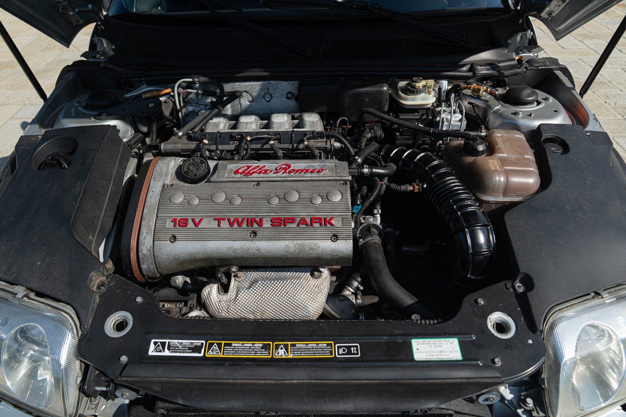 Alfa Romeo Spider (916) for sale | 1996 ALFA ROMEO GTV SPIDER 2.0 TWIN SPARK - Image 52